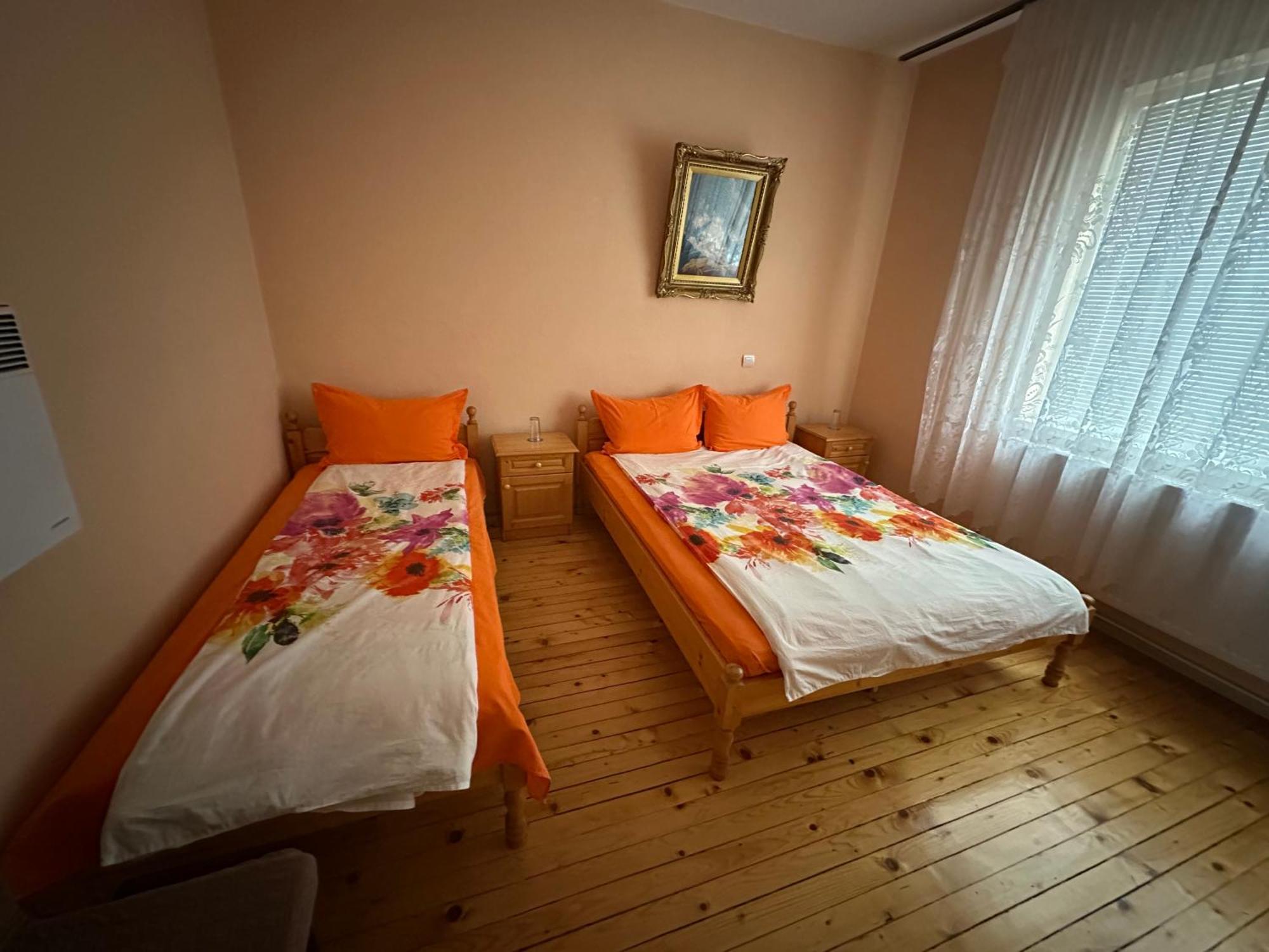 Velkovski Guest House خيساريا المظهر الخارجي الصورة